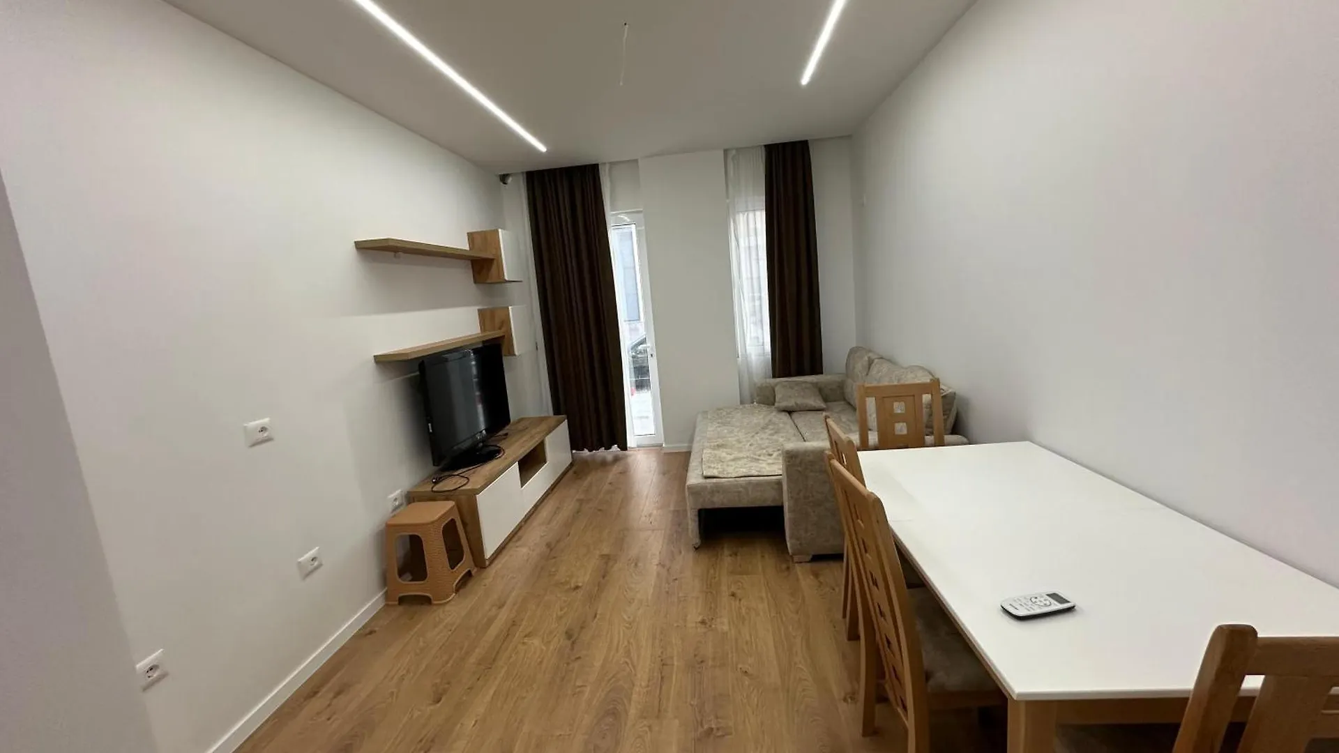شقة Azure Elegance Shëngjin